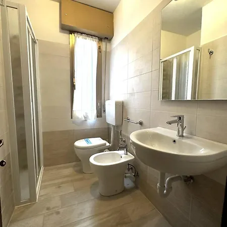 With Private Entrance Διαμέρισμα *